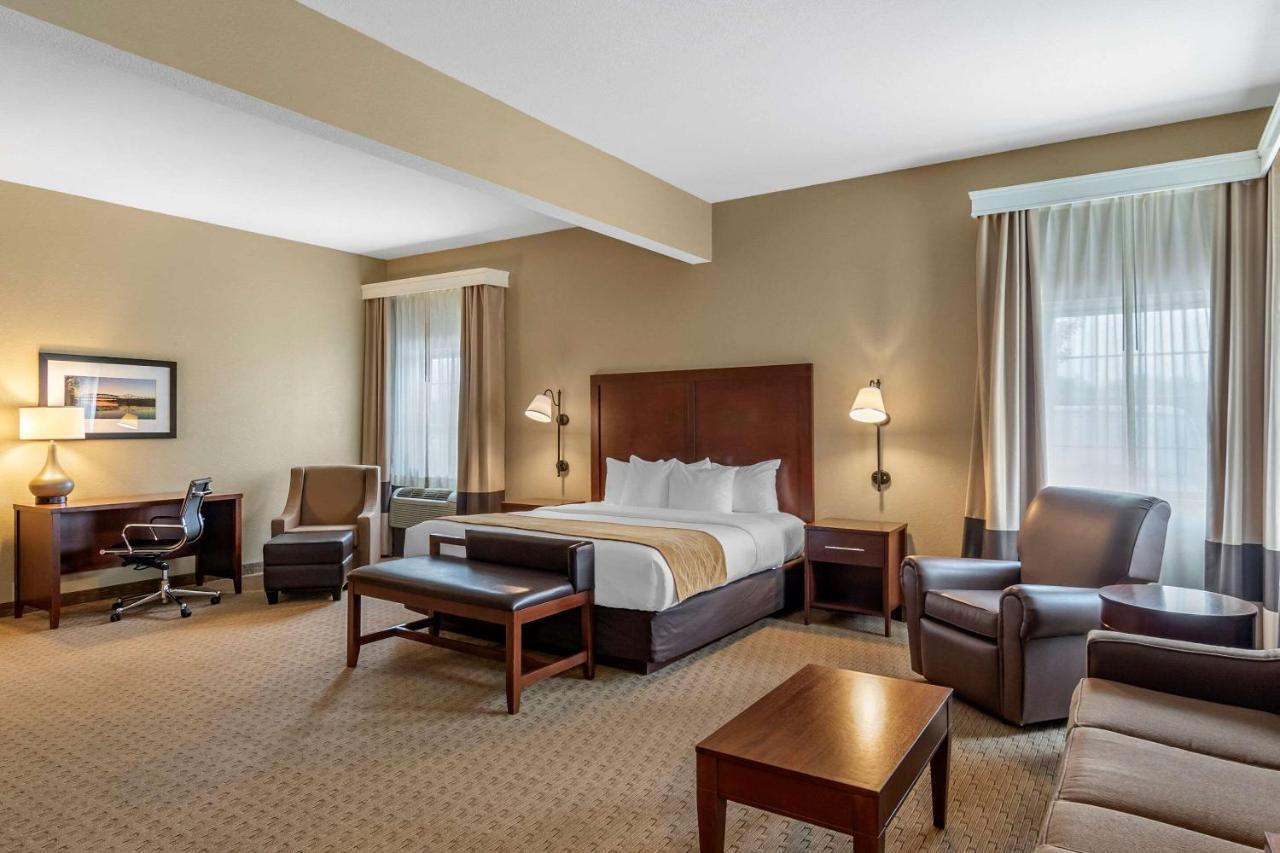 Comfort Inn Warrensburg Station Экстерьер фото