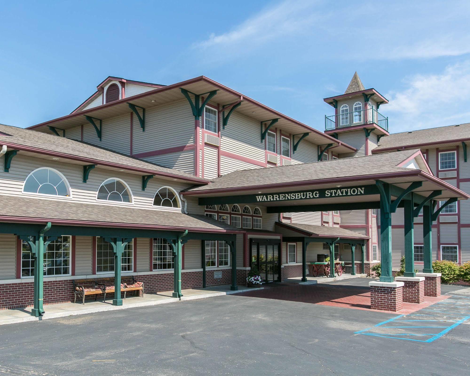 Comfort Inn Warrensburg Station Экстерьер фото